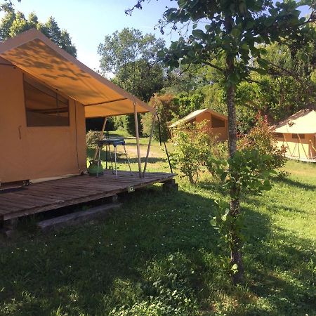 מלון Camping Forcalquier Les Routes De Provence מראה חיצוני תמונה