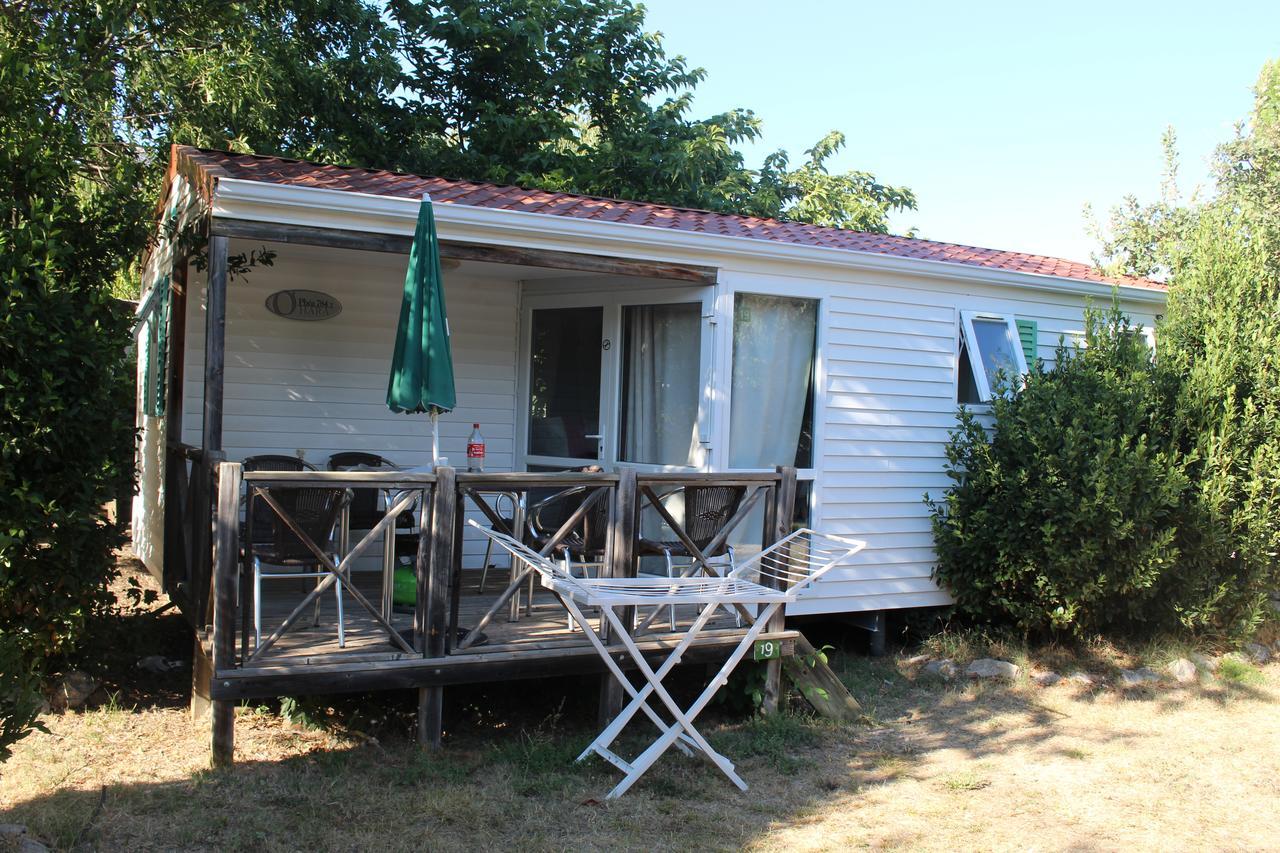מלון Camping Forcalquier Les Routes De Provence מראה חיצוני תמונה