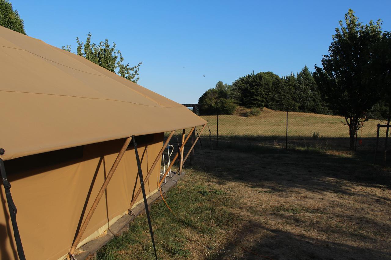 מלון Camping Forcalquier Les Routes De Provence מראה חיצוני תמונה